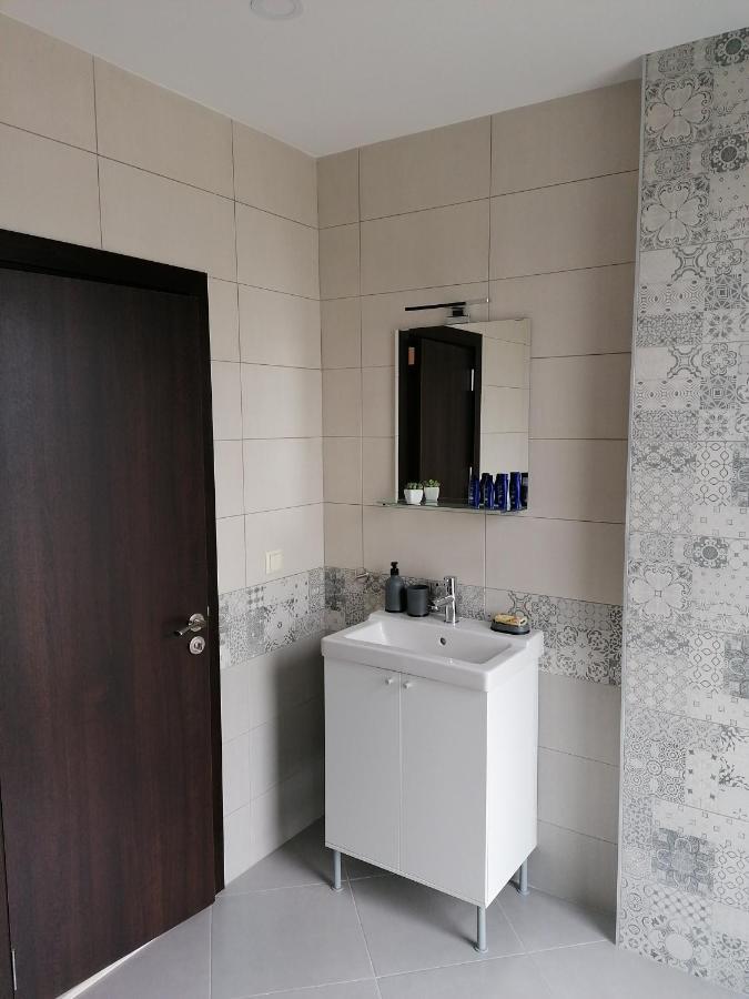 Дунав Билдингс Pleven Extérieur photo