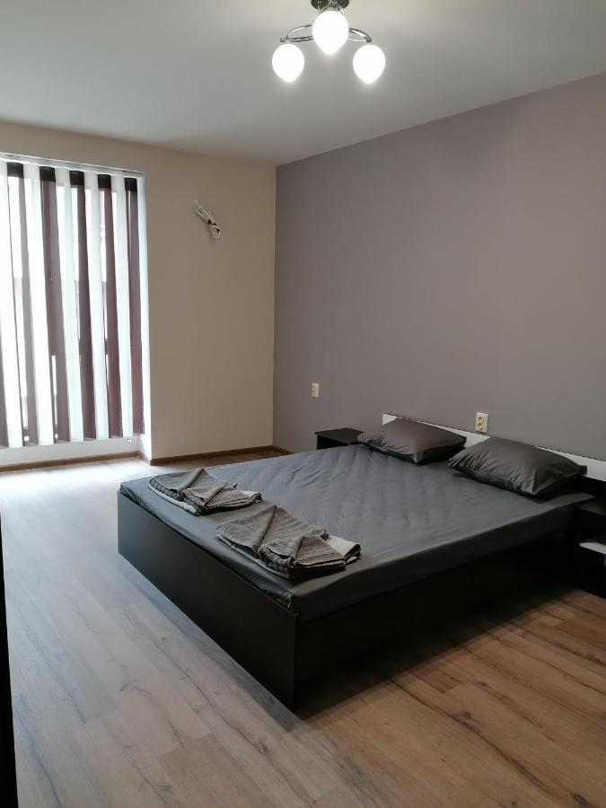 Дунав Билдингс Pleven Extérieur photo