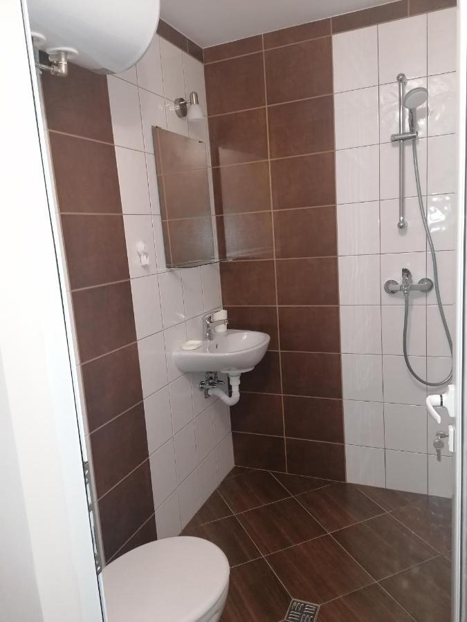Дунав Билдингс Pleven Extérieur photo